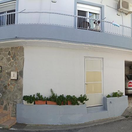 Mama'S House Apartment Kavala Bagian luar foto
